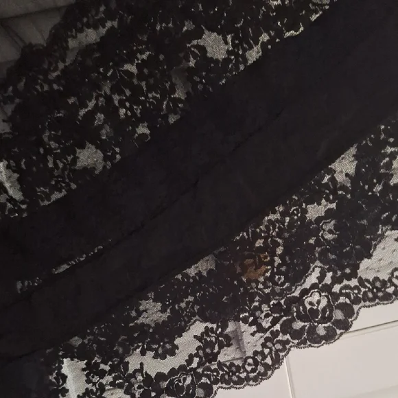 Elegant Black Vintage Nightgown By Jenelle of California - Picture 7 of 10